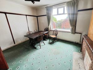 Dining Room - click for photo gallery
